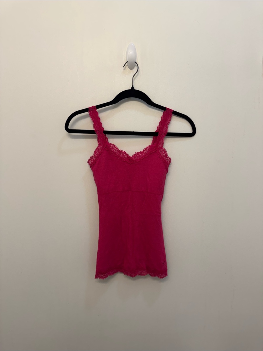Vintage 2000s PacSun Lilu Lace-Trim Camisole Hot Pink